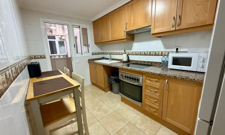 Wederverkoop - Apartment / flat - Denia - Center