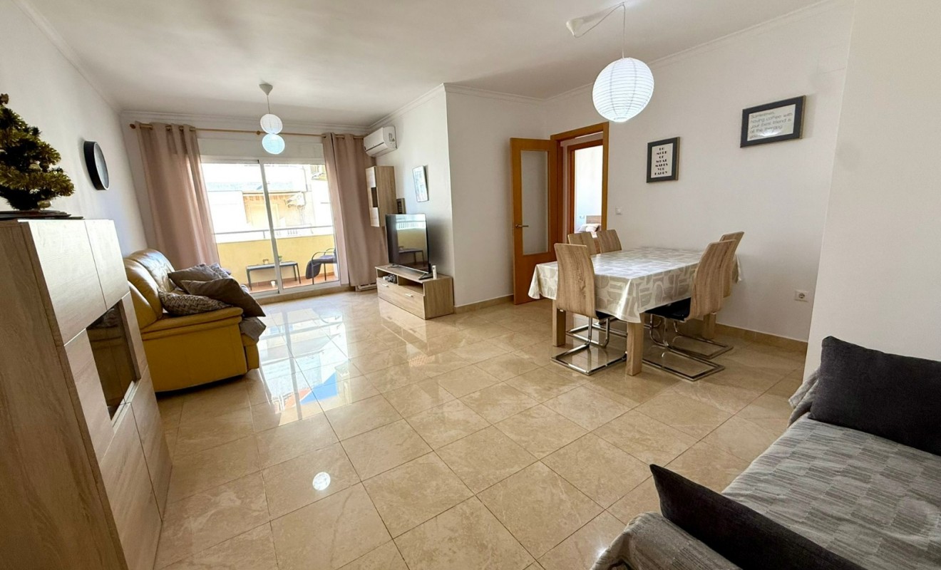 Wederverkoop - Apartment / flat - Denia - Center