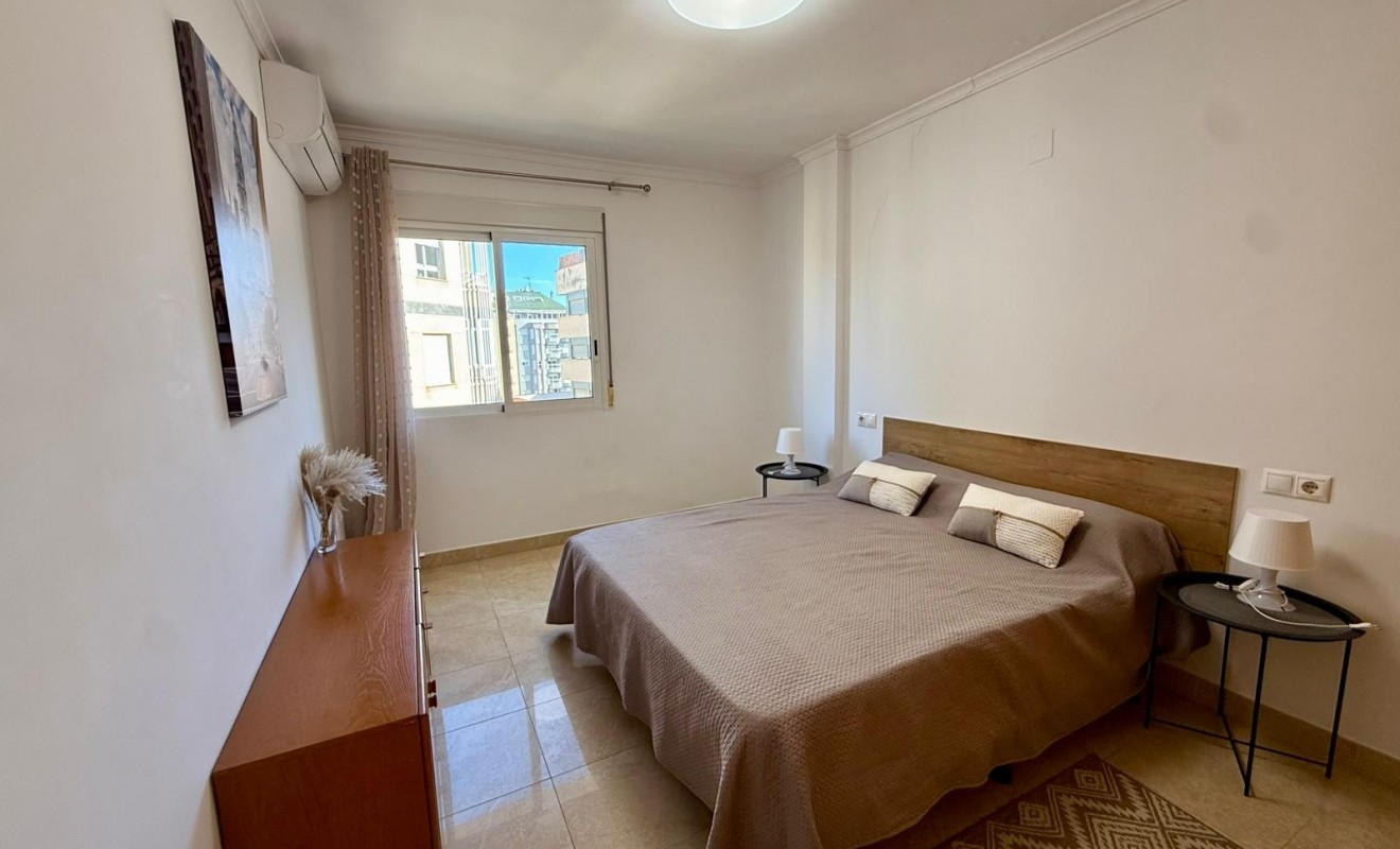 Wederverkoop - Apartment / flat - Denia - Center