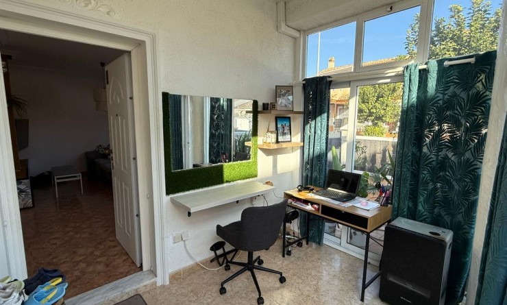 Sale - Semi-detached Villa - Torre de la Horadada