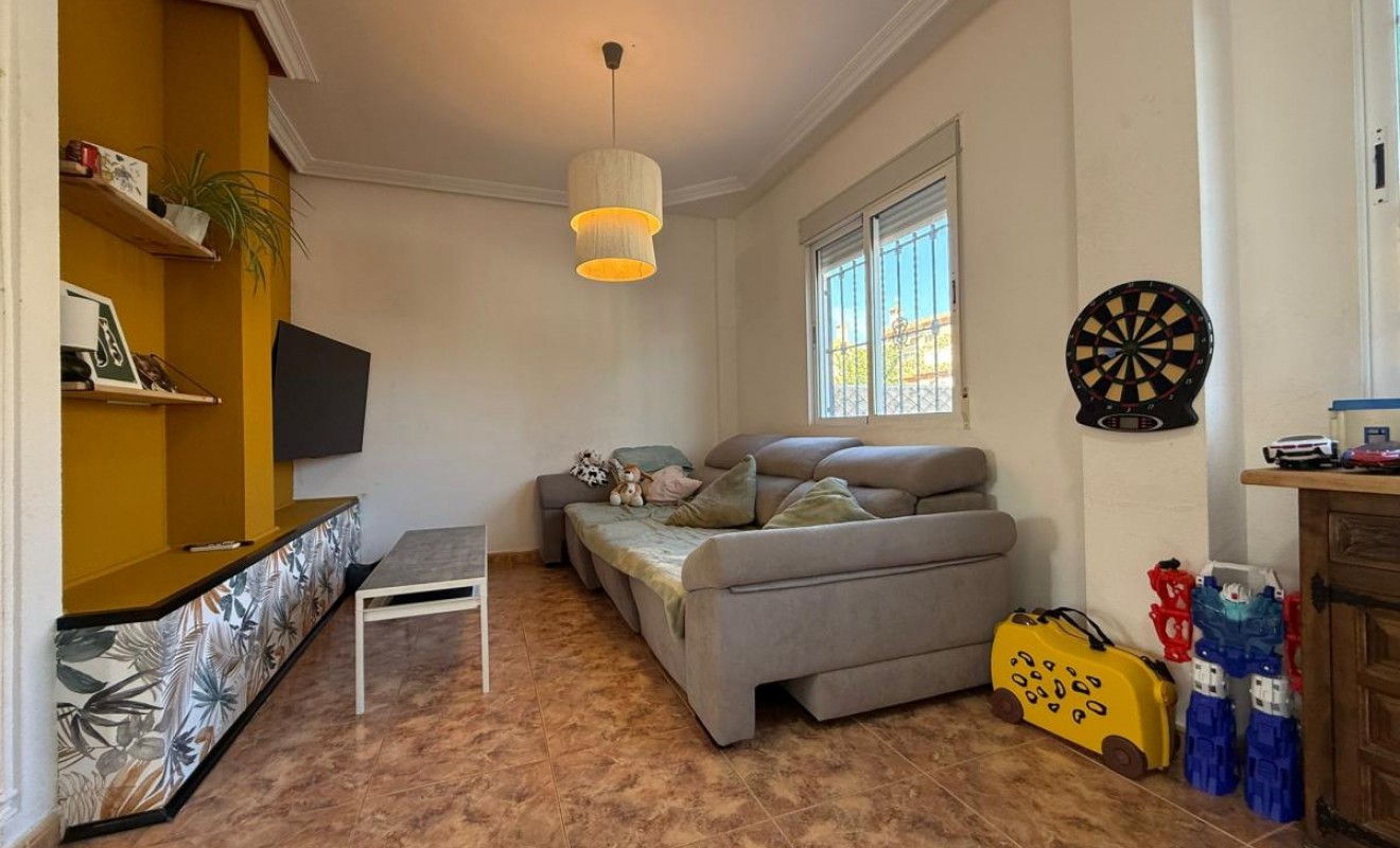 Sale - Semi-detached Villa - Torre de la Horadada