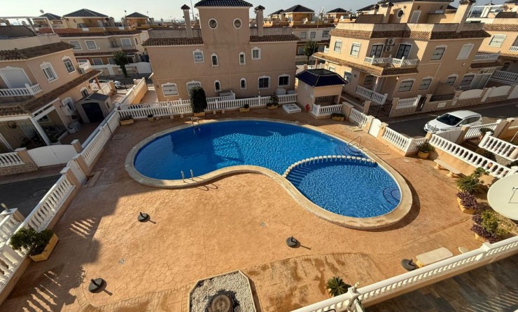 Sale - Semi-detached Villa - Torre de la Horadada