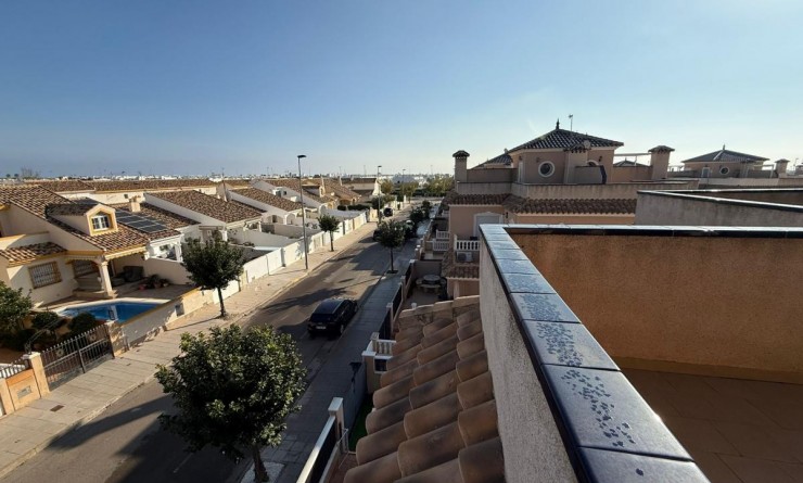 Sale - Semi-detached Villa - Torre de la Horadada