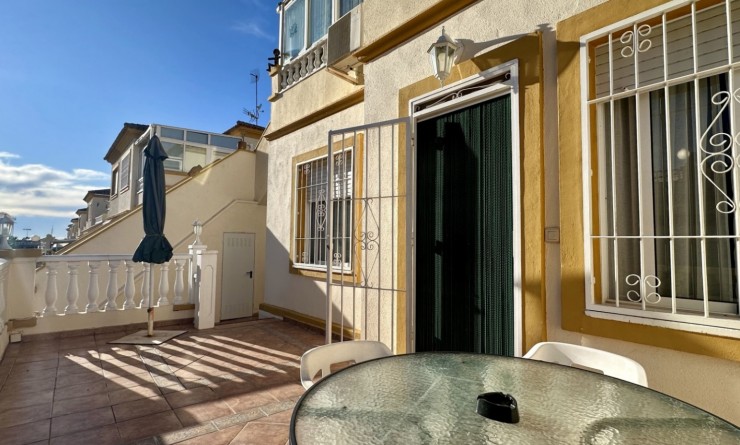 Sale - Bungalow - Orihuela Costa - Playa Flamenca