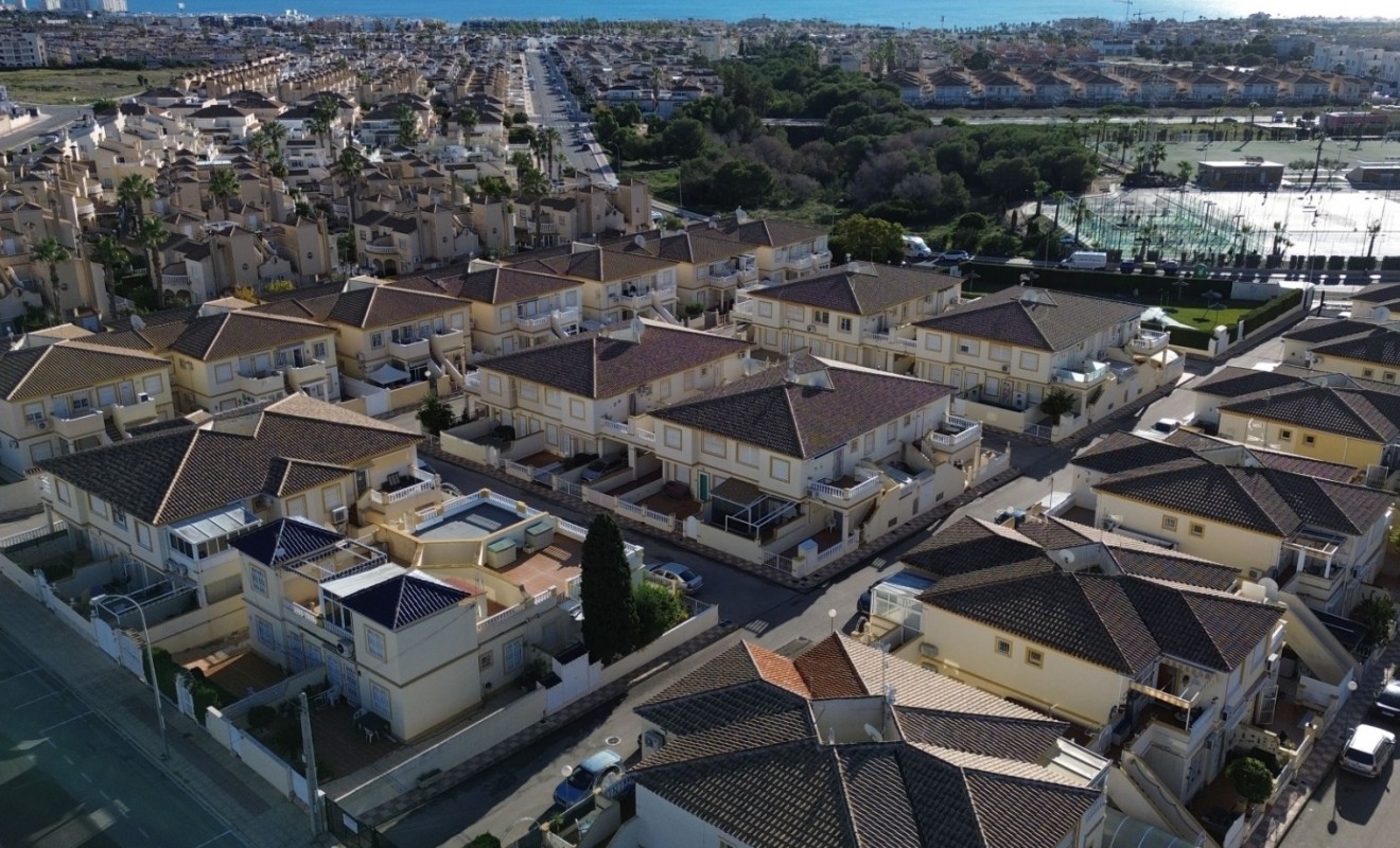 Sale - Bungalow - Orihuela Costa - Playa Flamenca