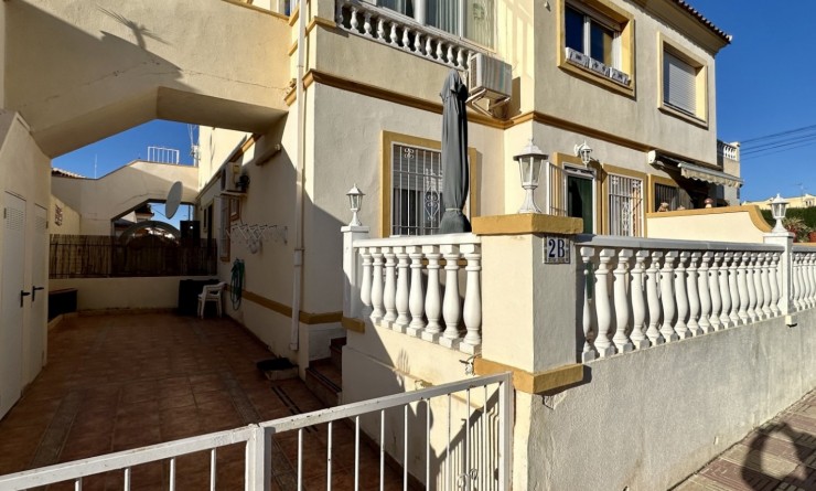 Sale - Bungalow - Orihuela Costa - Playa Flamenca