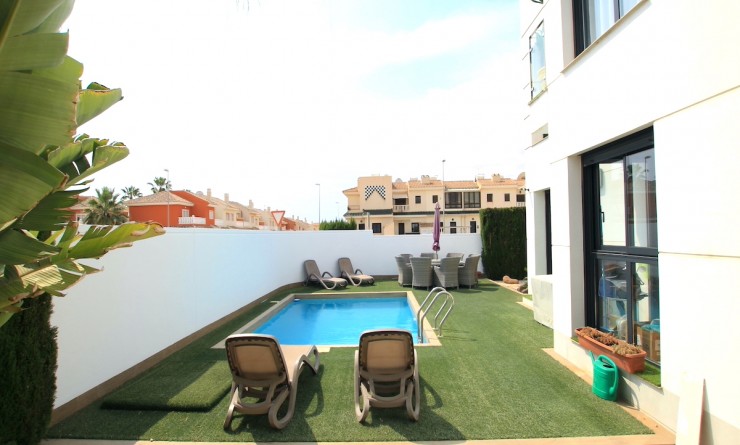 Revente - Villa - Ciudad Quesada - Doña Pepa