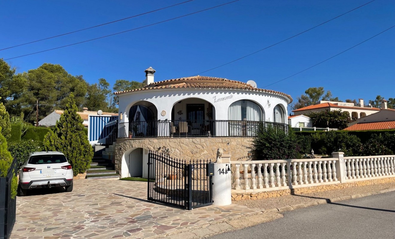 Wederverkoop - Detached villa - l'Alfas del Pi