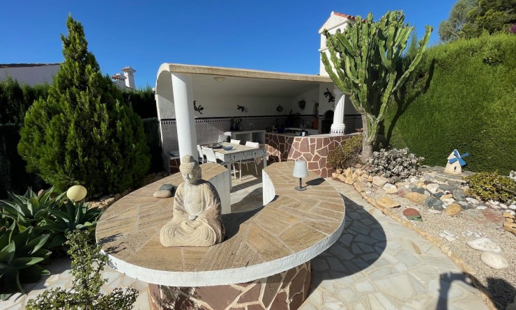 Wederverkoop - Detached villa - l'Alfas del Pi