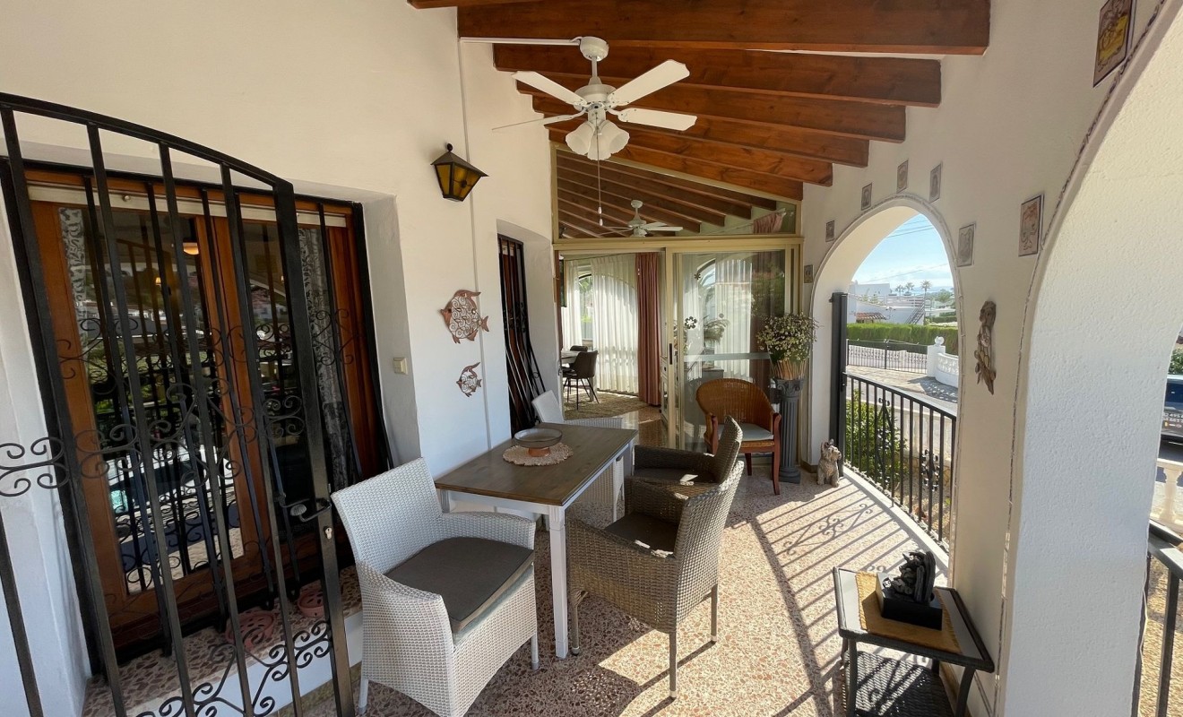 Wederverkoop - Detached villa - l'Alfas del Pi