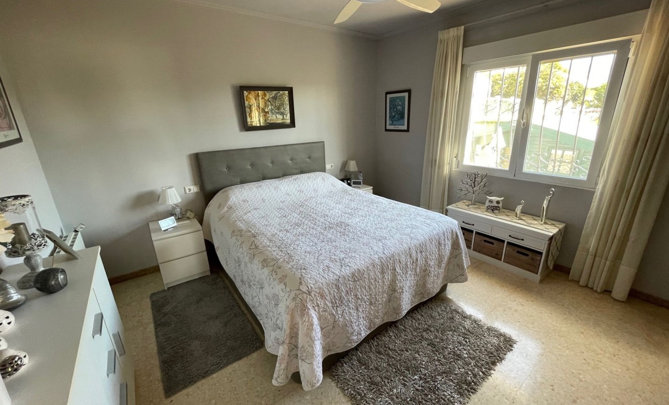 Wederverkoop - Detached villa - l'Alfas del Pi