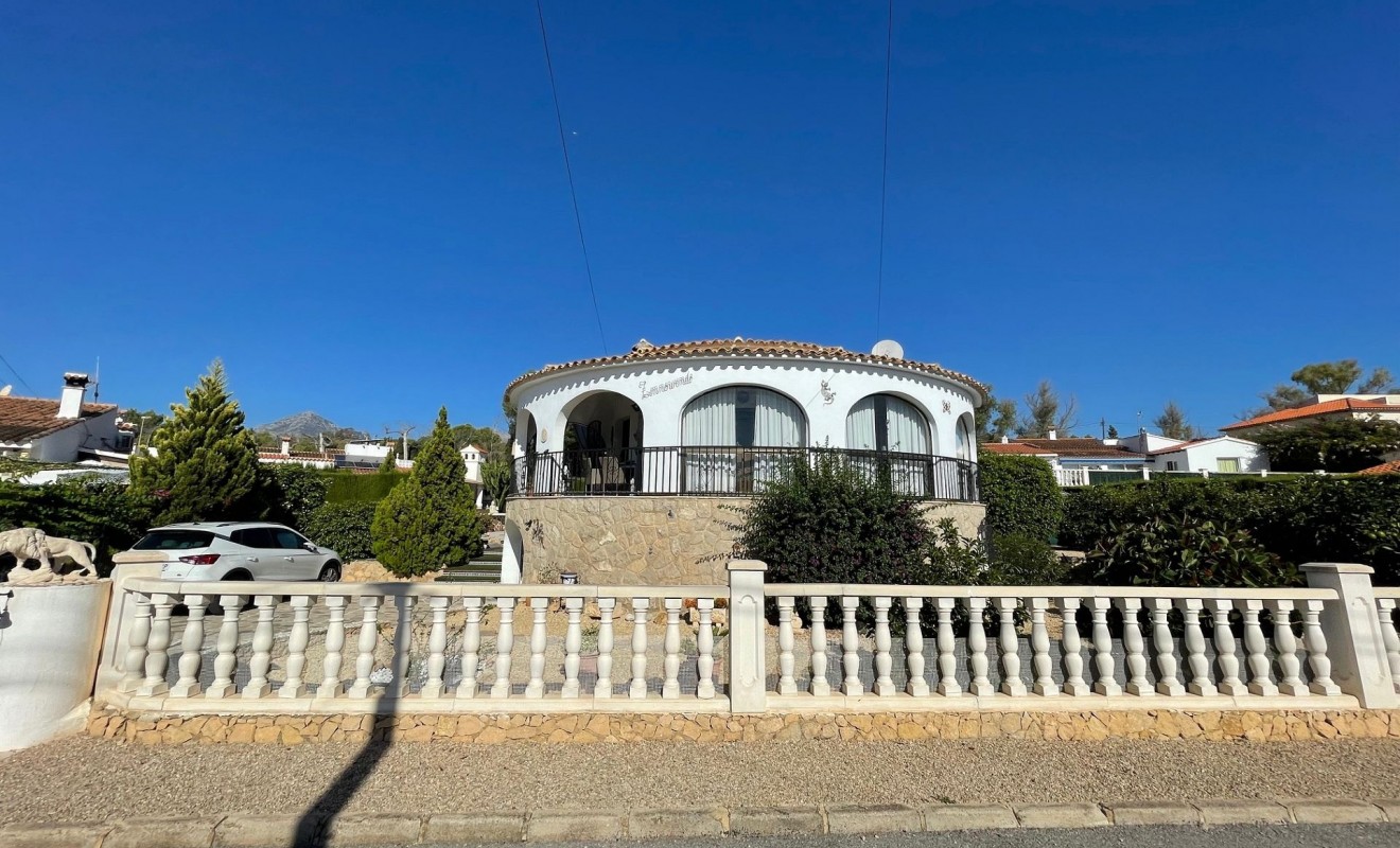 Wederverkoop - Detached villa - l'Alfas del Pi