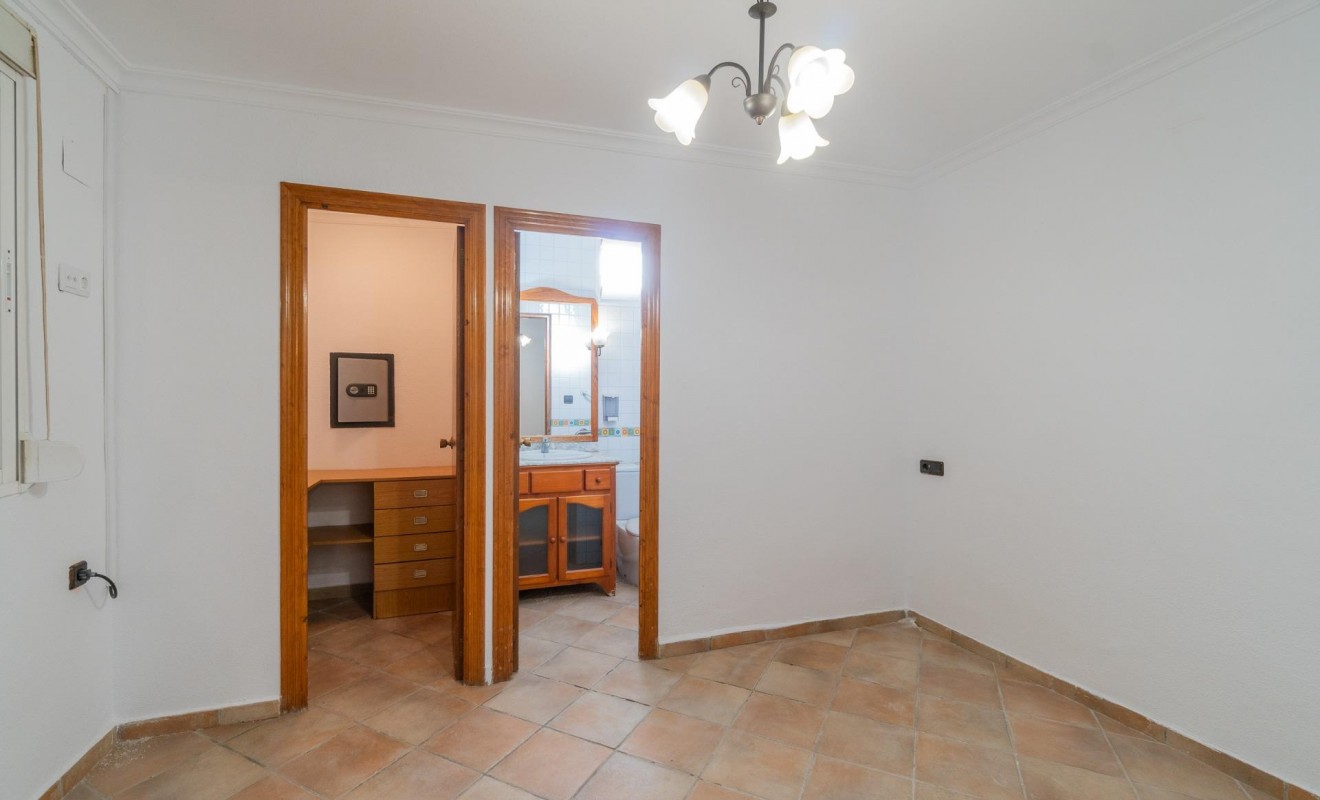 Wederverkoop - Villa - Torrevieja - Los altos