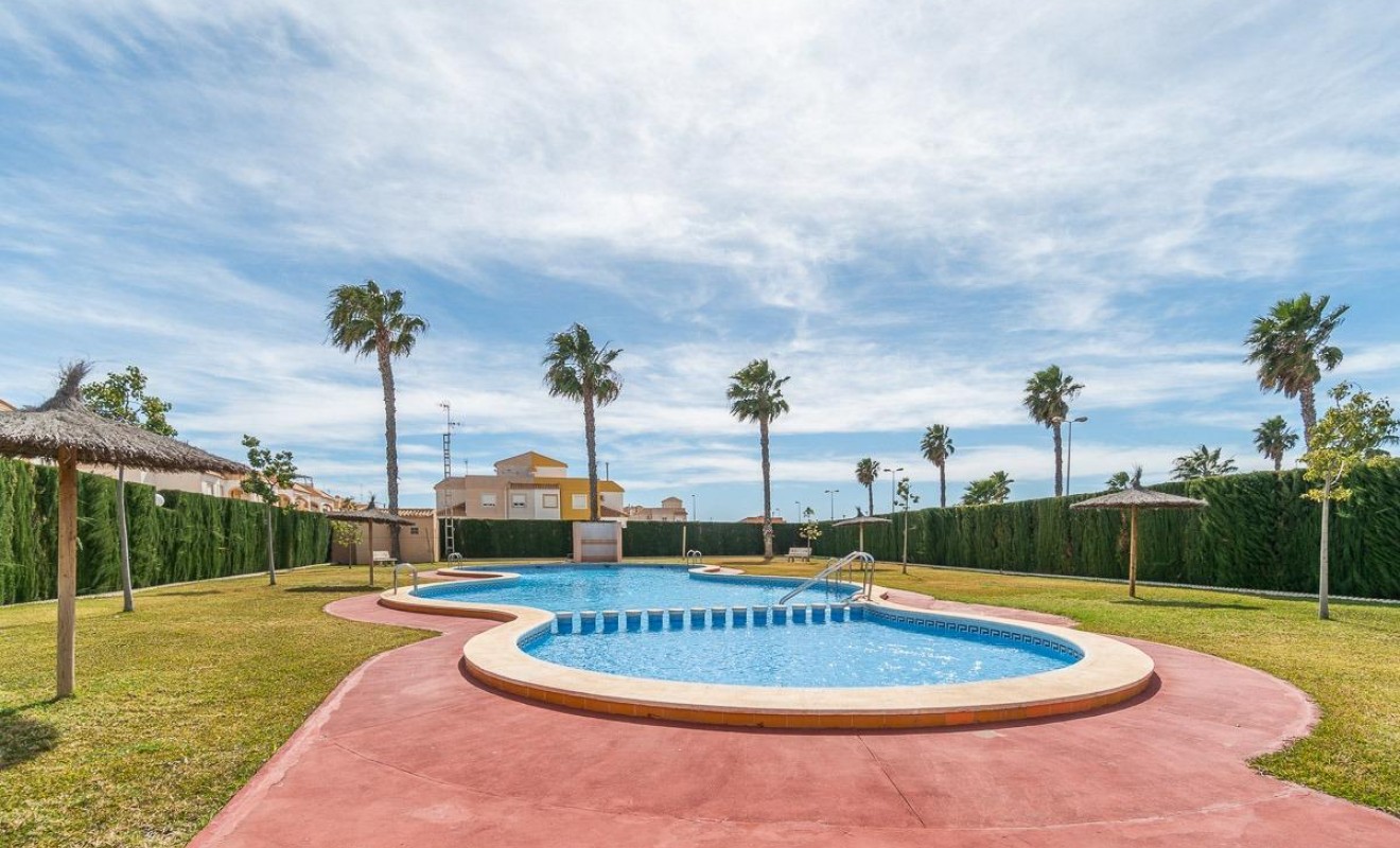 Wederverkoop - Rijwoning - Torrevieja - El limonar