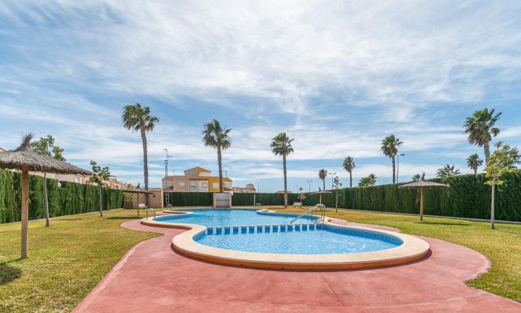 Wederverkoop - Rijwoning - Torrevieja - El limonar