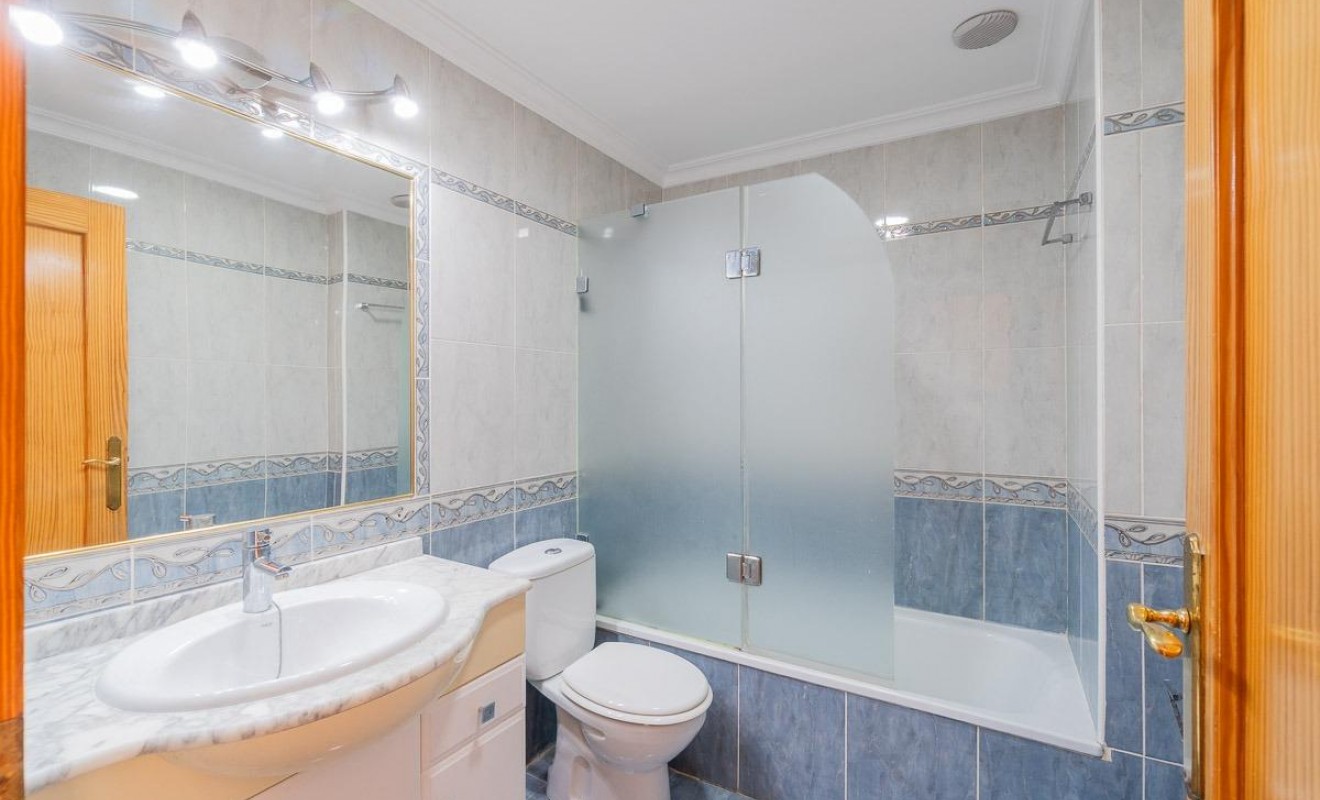 Wederverkoop - Appartement - Torrevieja - Centro