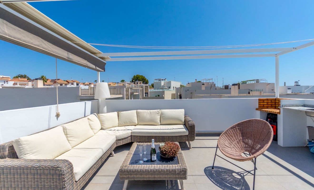 Sale - Villa - Orihuela Costa - Villamartín