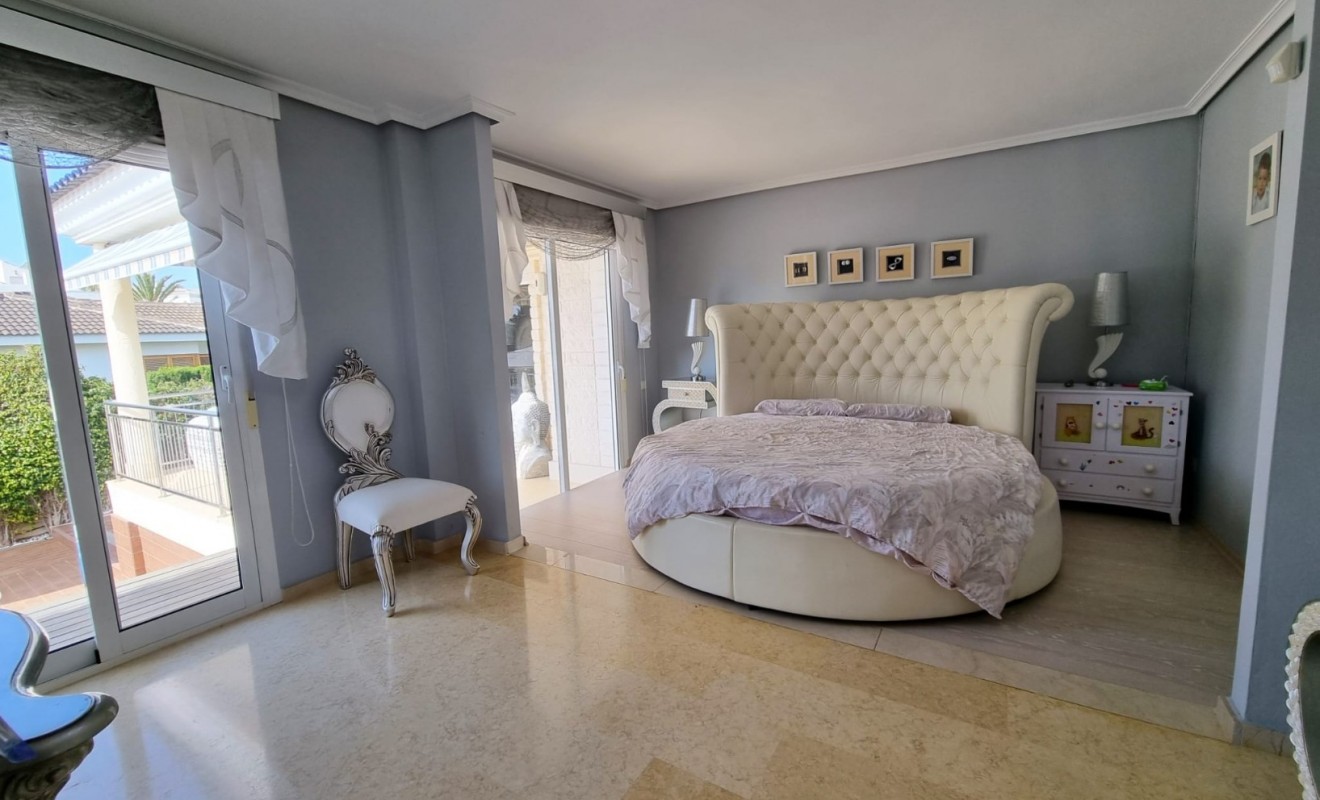Wederverkoop - Villa - Torrevieja - La Mata