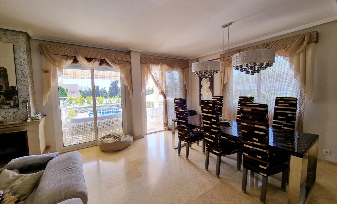 Wederverkoop - Villa - Torrevieja - La Mata