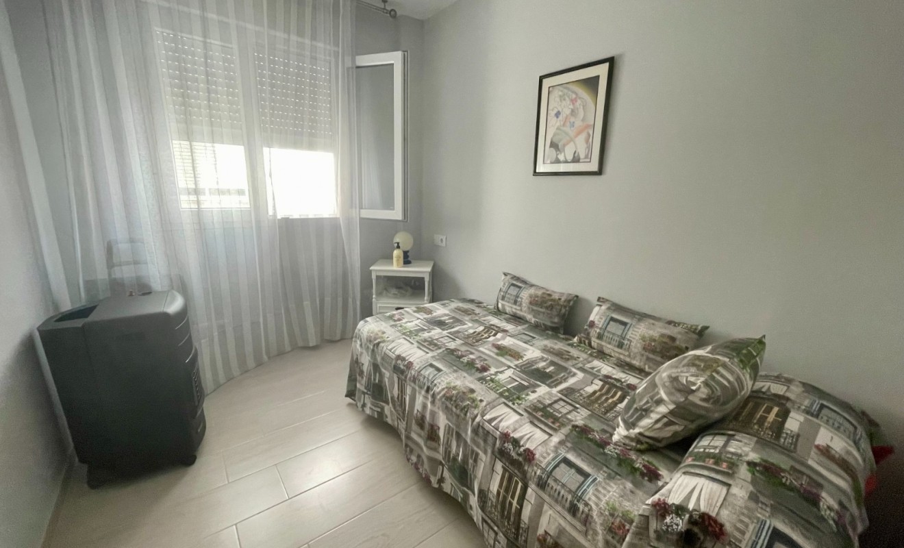 Sale - Apartment - Torrevieja - Playa del Cura