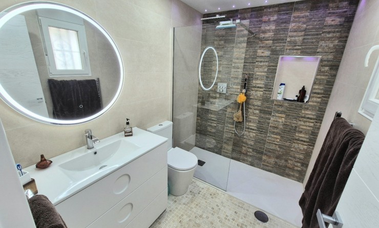 Wederverkoop - Villa - San Miguel de Salinas - Ciudad De Las Comunicaciones