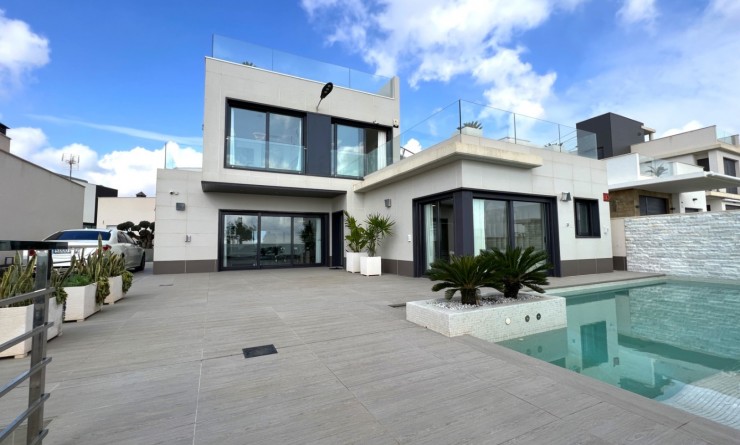 Sale - Villa - San Miguel de Salinas - Costa Blanca Sur