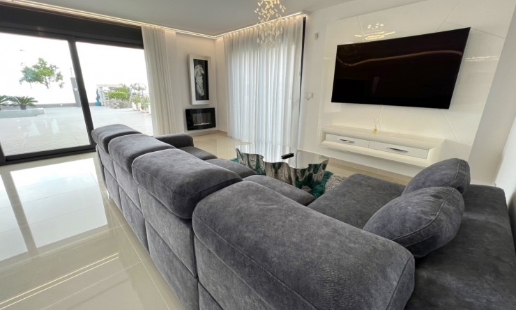 Sale - Villa - San Miguel de Salinas - Costa Blanca Sur