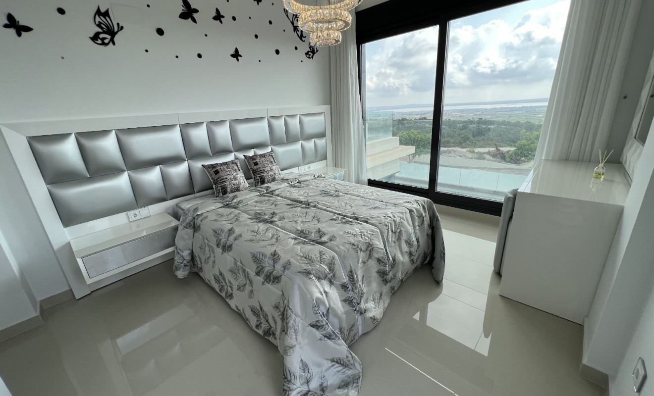 Sale - Villa - San Miguel de Salinas - Costa Blanca Sur