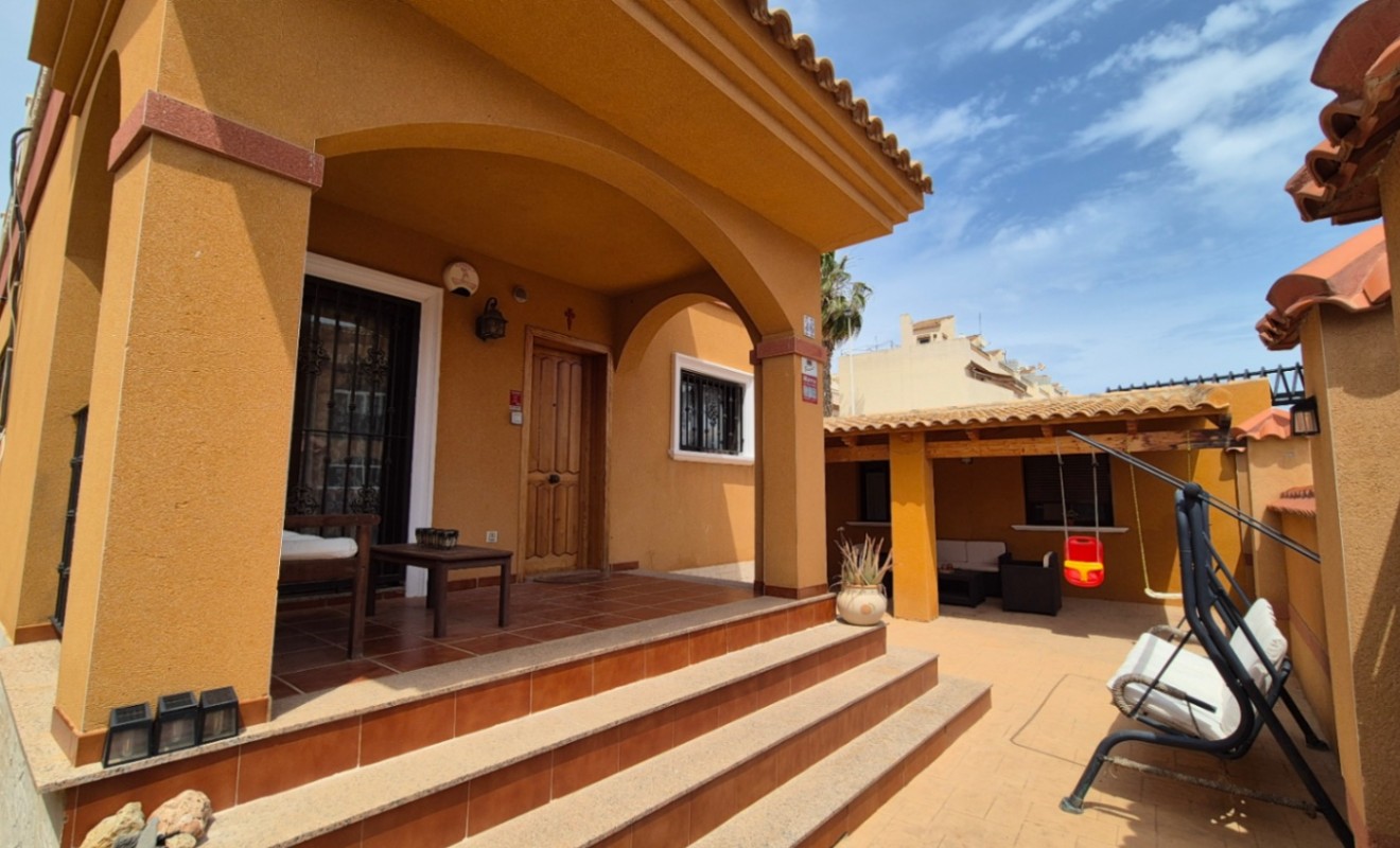 Wederverkoop - detached_house - Torrevieja - Costa Blanca Sur