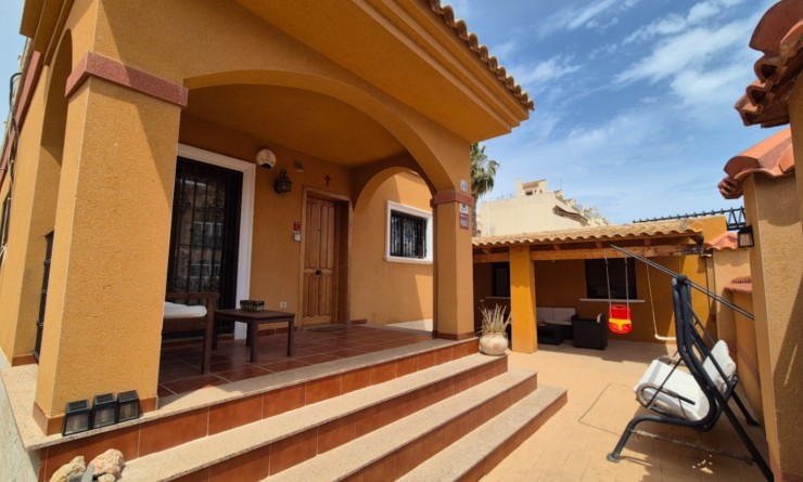 Wederverkoop - detached_house - Torrevieja - Costa Blanca Sur