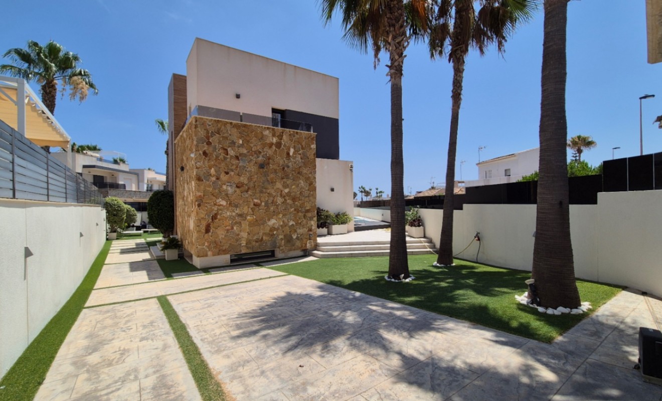 Wederverkoop - Villa - Torrevieja - Costa Blanca Sur