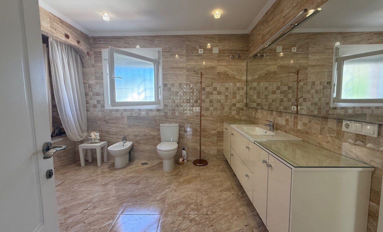 Wederverkoop - detached_house - Torrevieja - Costa Blanca Sur