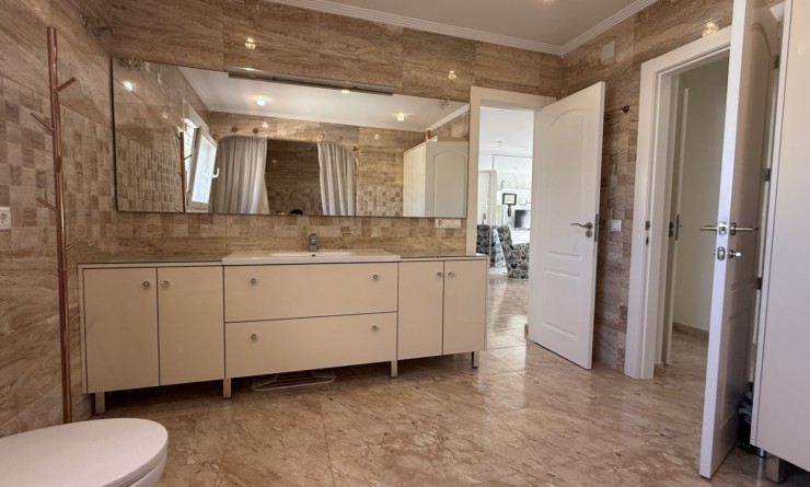 Wederverkoop - detached_house - Torrevieja - Costa Blanca Sur