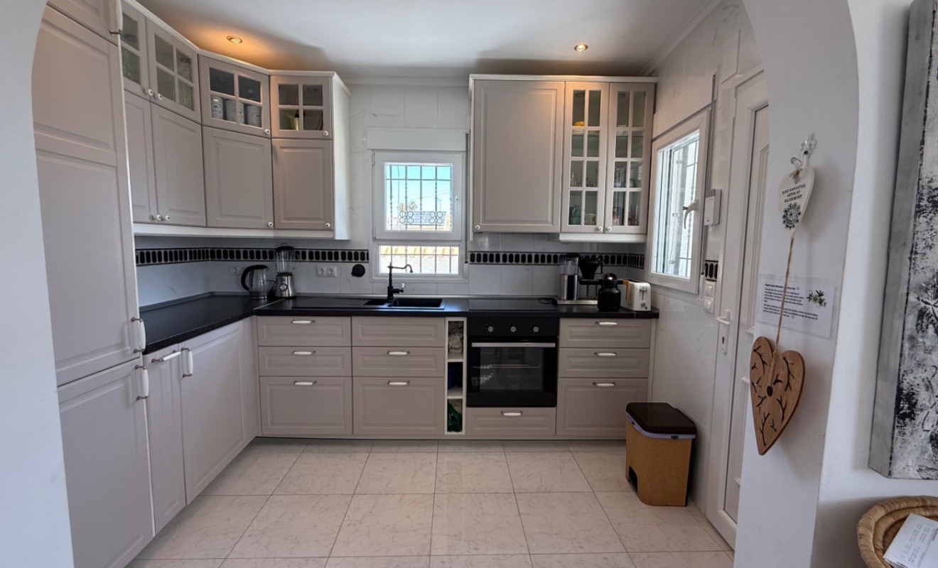 Revente - detached_house - Torrevieja - Costa Blanca Sur