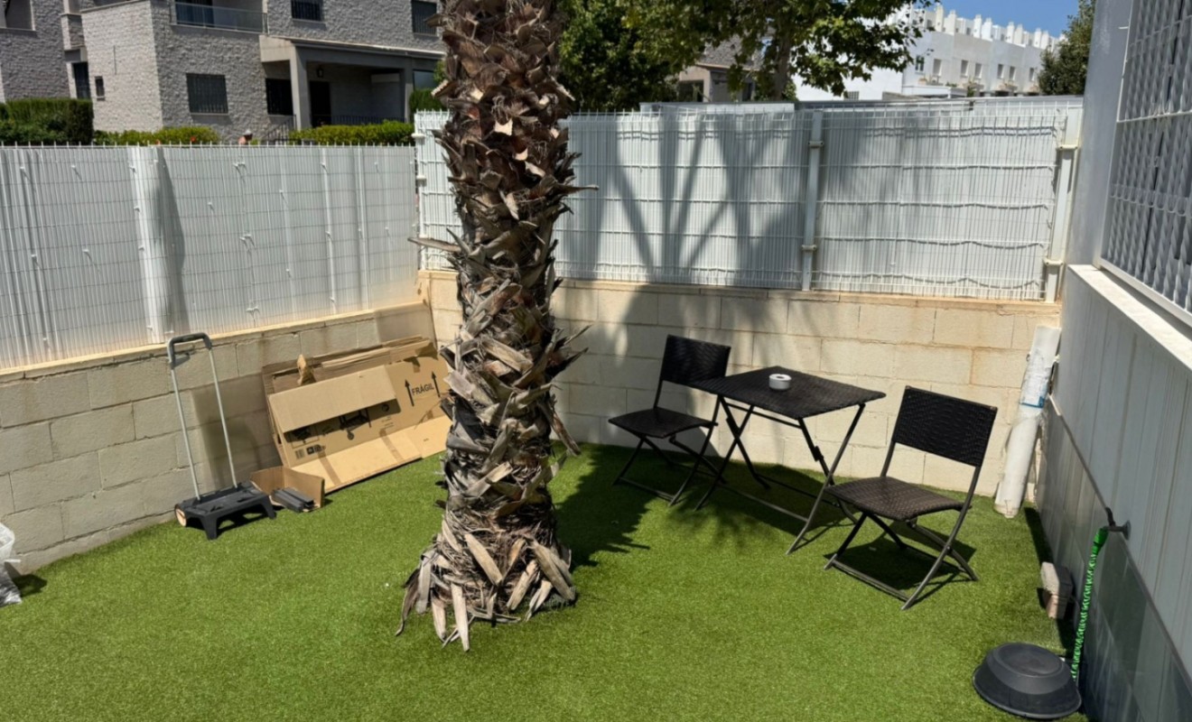 Sale - semi_detached_house - Torrevieja - Costa Blanca Sur