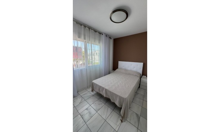 Sale - semi_detached_house - Torrevieja - Costa Blanca Sur