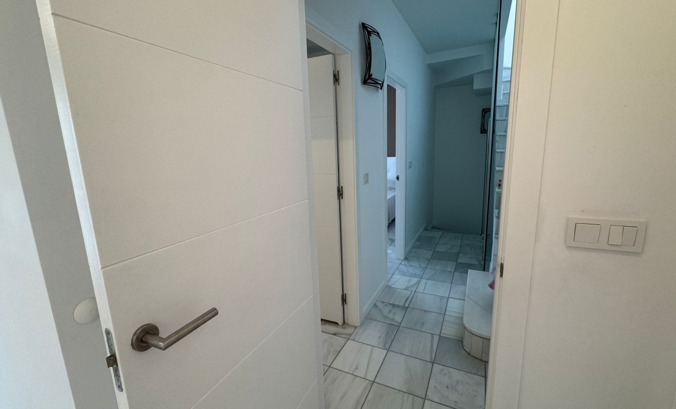 Sale - semi_detached_house - Torrevieja - Costa Blanca Sur