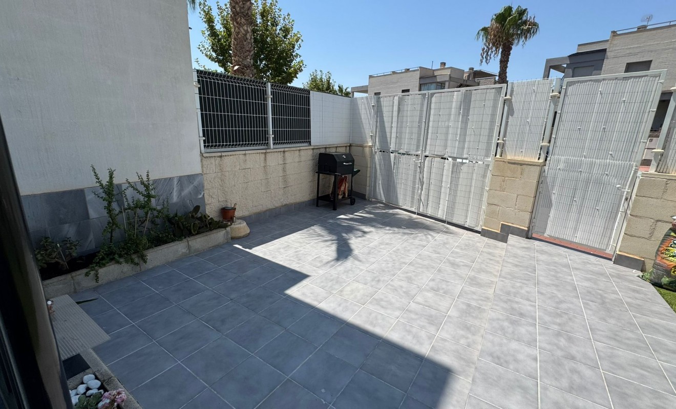 Sale - semi_detached_house - Torrevieja - Costa Blanca Sur