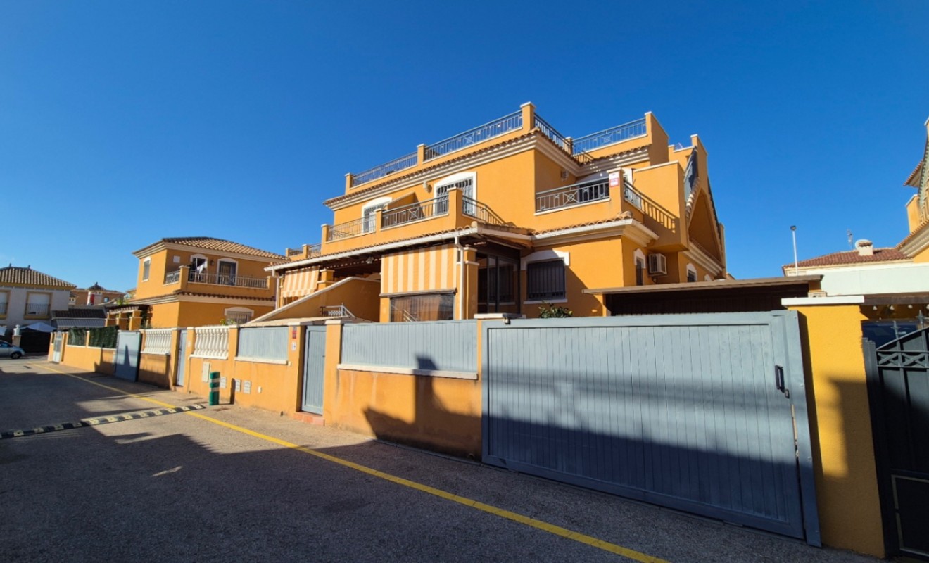 Sale - Townhouse - Torrevieja - Costa Blanca Sur