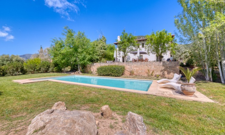 Revente - Villa - Esporlas - Mallorca