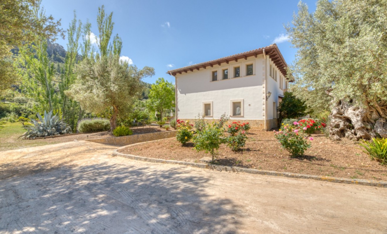 Revente - Villa - Esporlas - Mallorca