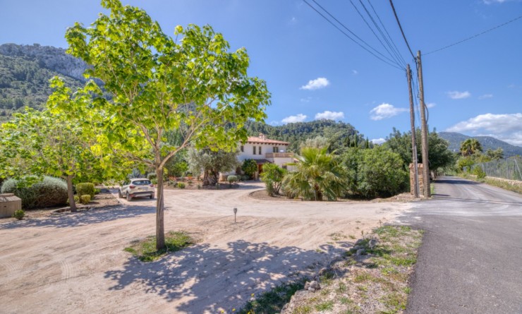 Revente - Villa - Esporlas - Mallorca