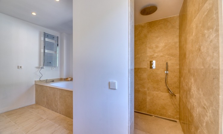 Revente - Villa - Esporlas - Mallorca