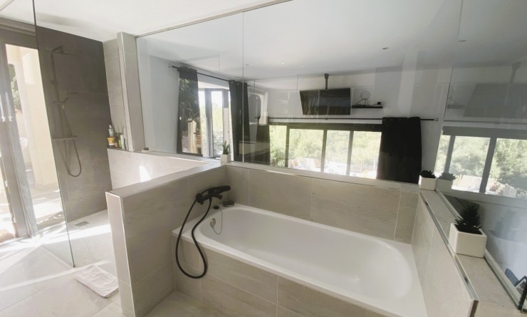 Revente - Villa - Calviá - Mallorca