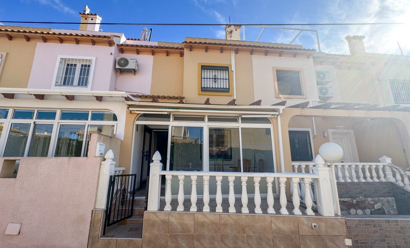 Wederverkoop - Herenhuis - Torrevieja - Nueva Torrevieja - Aguas Nuevas