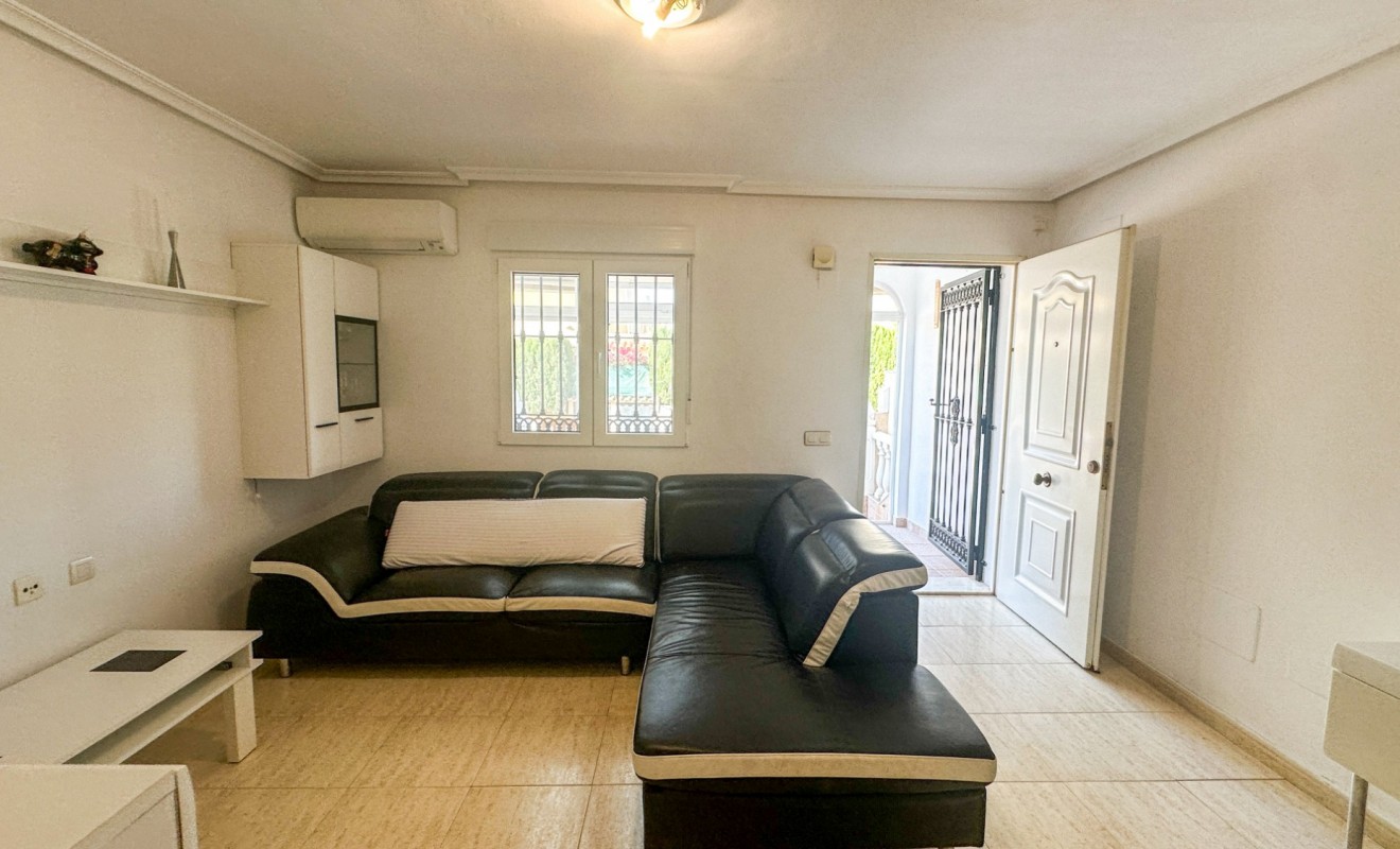 Wederverkoop - Herenhuis - Torrevieja - Nueva Torrevieja - Aguas Nuevas