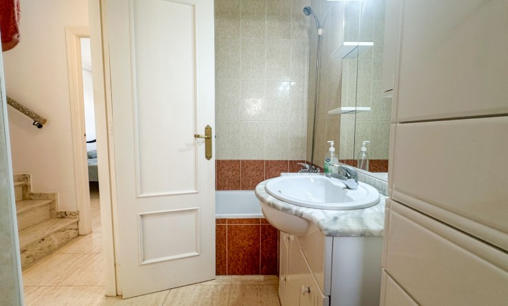 Wederverkoop - Herenhuis - Torrevieja - Nueva Torrevieja - Aguas Nuevas