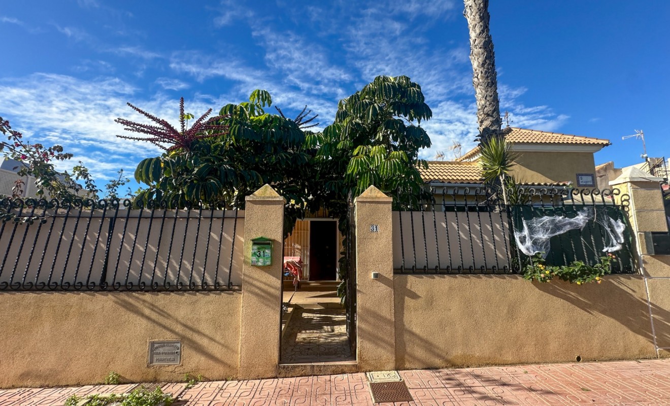 Sale - Townhouse - Torrevieja - Nueva Torrevieja - Aguas Nuevas