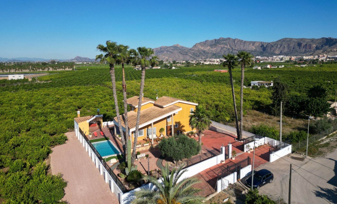 Sale - Villa - Orihuela - Correntías Medias