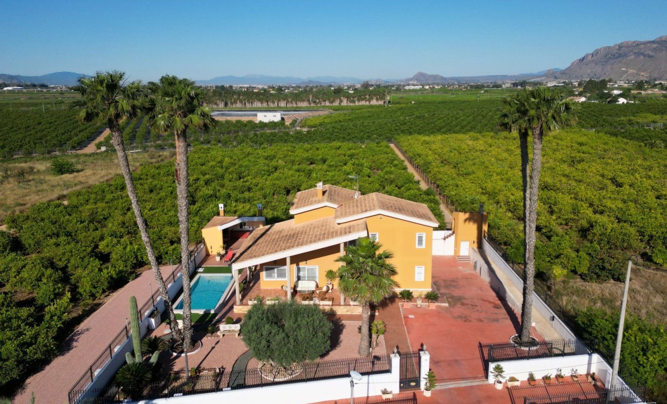 Sale - Villa - Orihuela - Correntías Medias